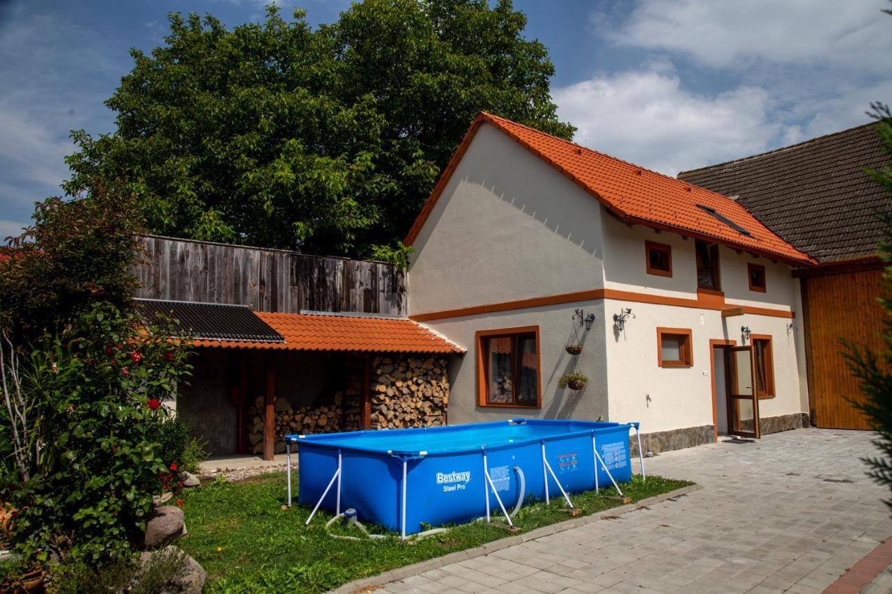 Otto'S Guesthouse Prejmer Экстерьер фото