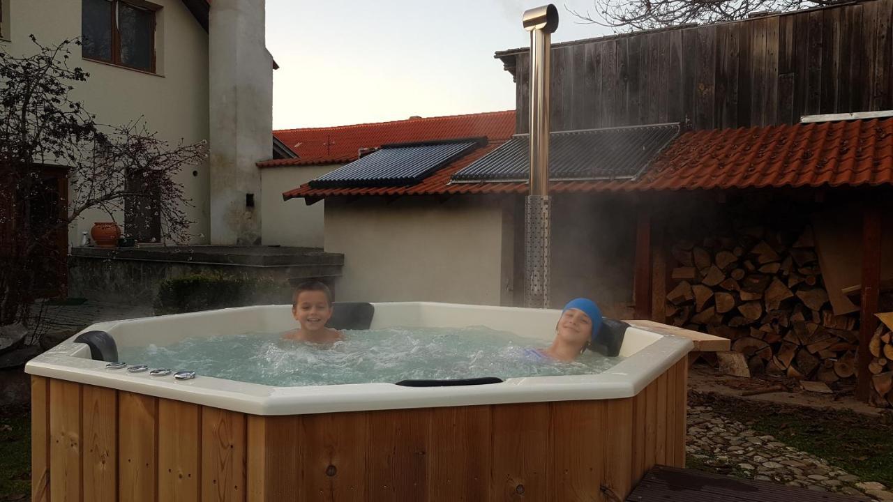 Otto'S Guesthouse Prejmer Экстерьер фото