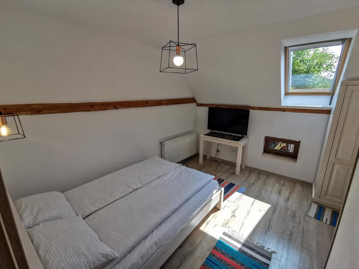 Otto'S Guesthouse Prejmer Экстерьер фото